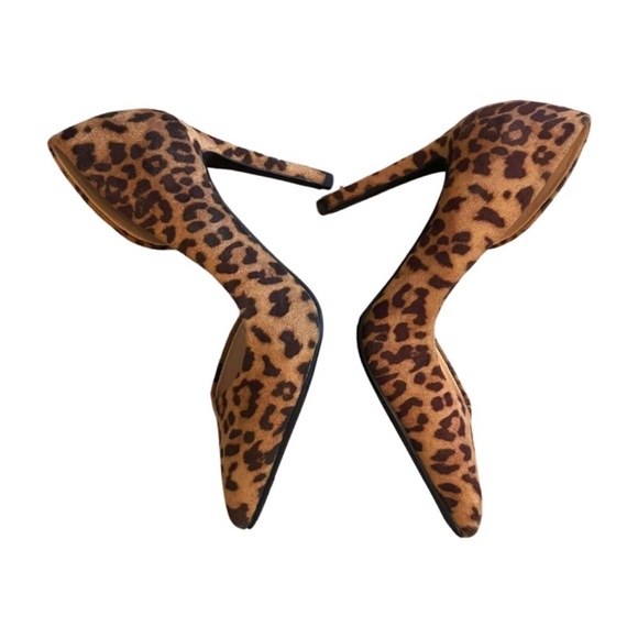 Leopard Print Point Toe Pumps - Picture 3 of 4